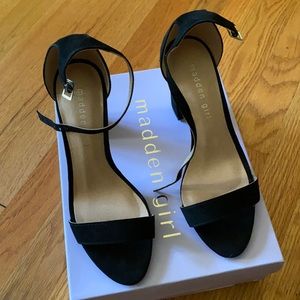 Beella Black, strappy heel